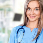 6 Reasons to Retrain and Become a Nurse