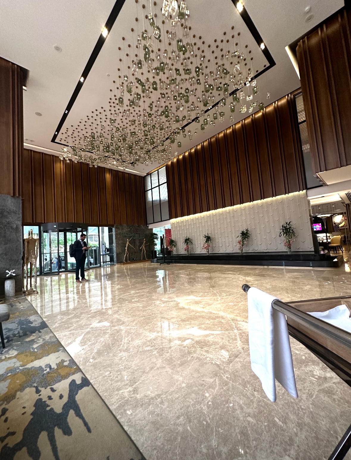 Lobby - Novotel Mumbai Airport