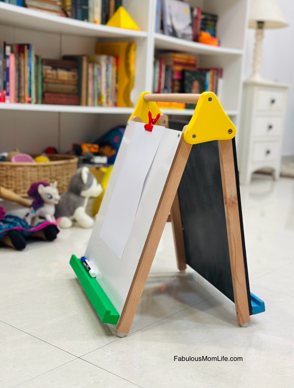 Shumee Wooden Easel Board