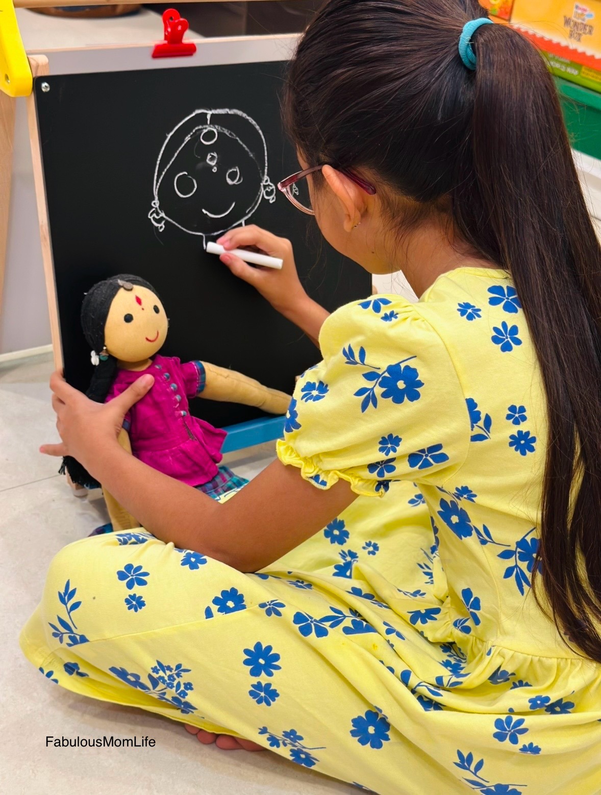 Fun Drawing Games with the Shumee Wooden Easel Board