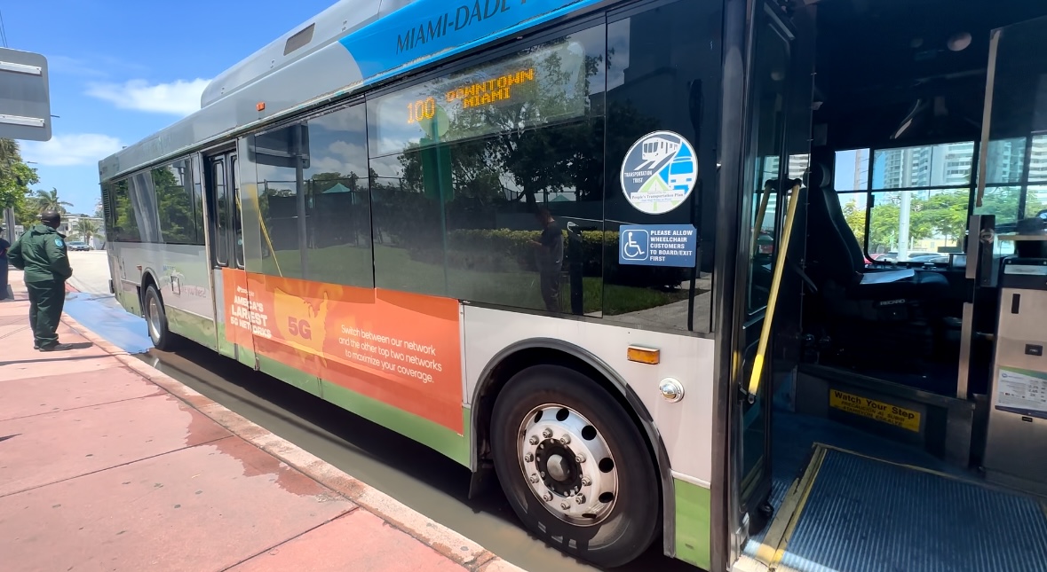 Miami Beach Metrobus Route 100 - Beach Express